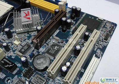 遗落的工业瑰宝 全新盒装Intel 865GV主板的前世与今生